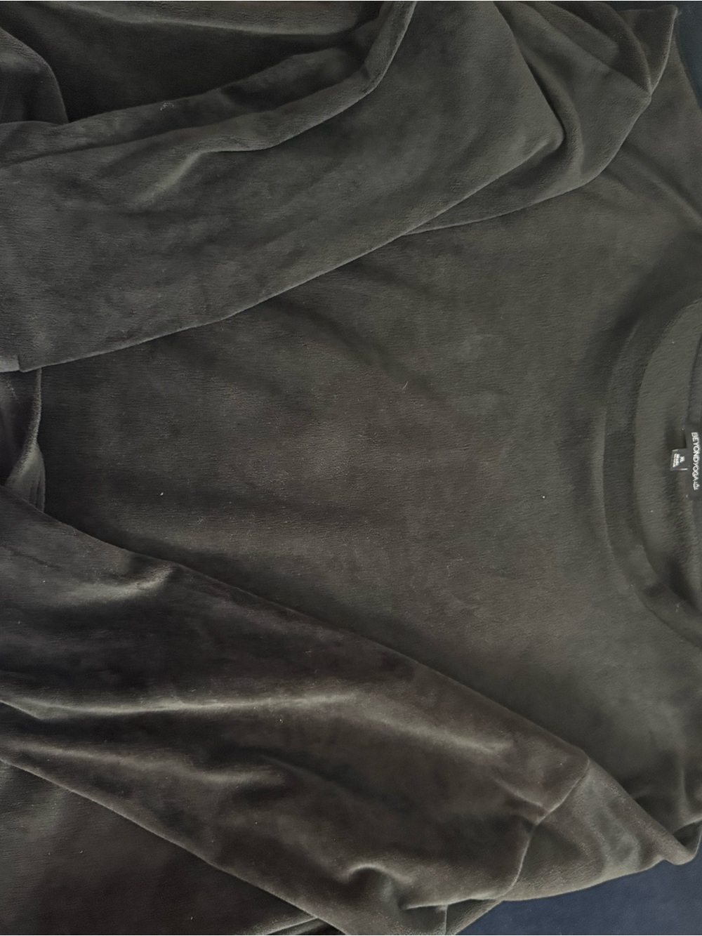 Beyond Yoga Black Long Sleeve Velvet Top